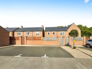 Photo 14- click for photo gallery